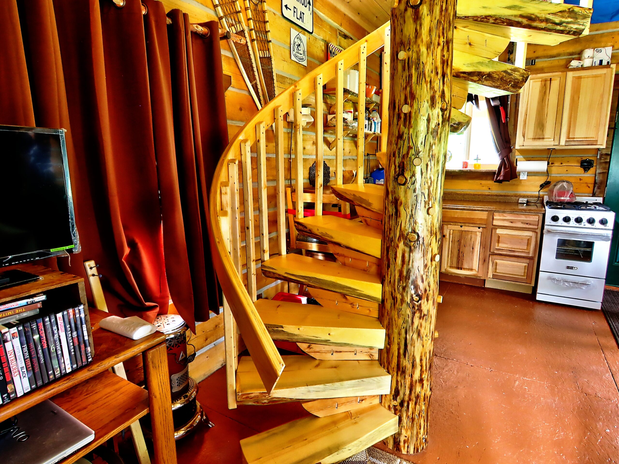 Remote Log Cabin for Sale on 5 Acres in Talkeetna Alaska