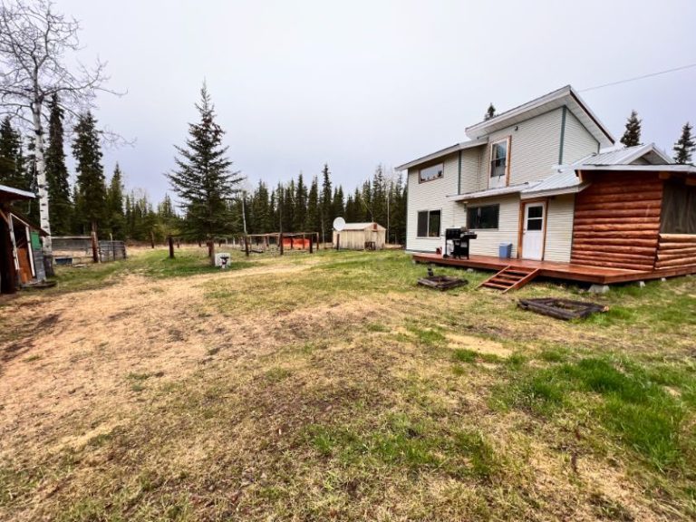 Remote Home Tok, 2 Bed 1 Bath on 4.55 Acres Interior Alaska